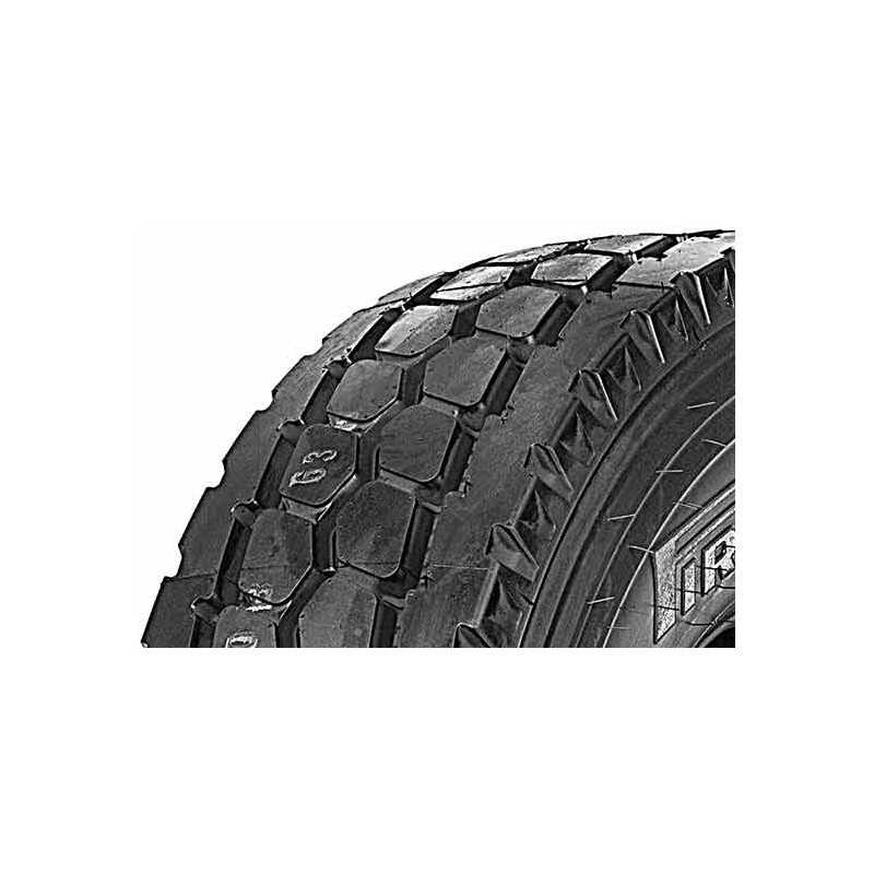 PIRELLI
            FG01
            235/75R17.5